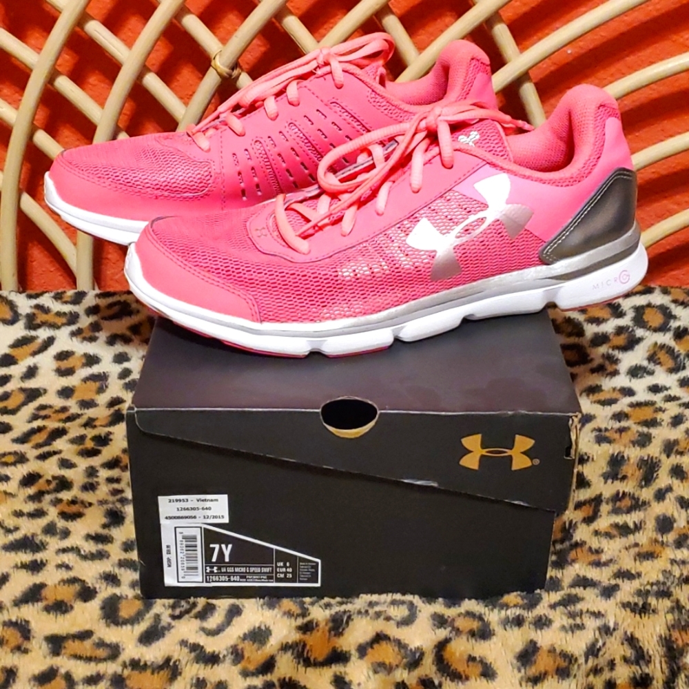 Under Armour Neon Pink GGS Micro G Speed Swift 7Y